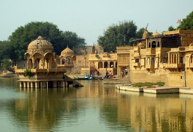 gadsisar-lake-jaisalmer.jpg